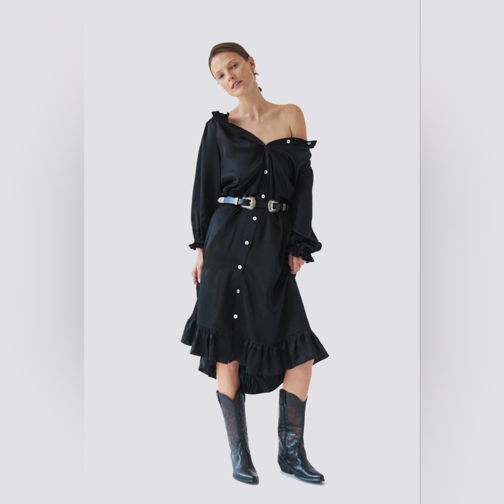 Sleeper 100% silk lounge dress in caviar black